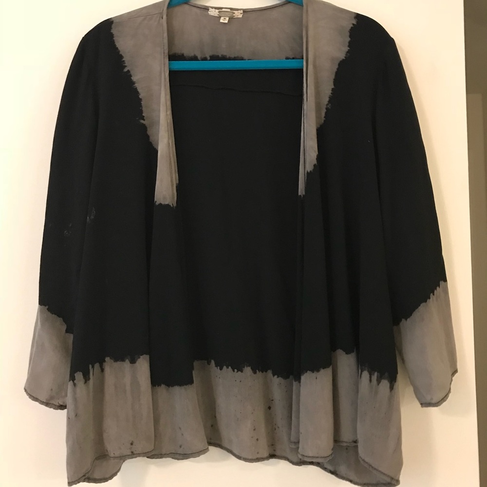 Gimmicks distressed overpiece